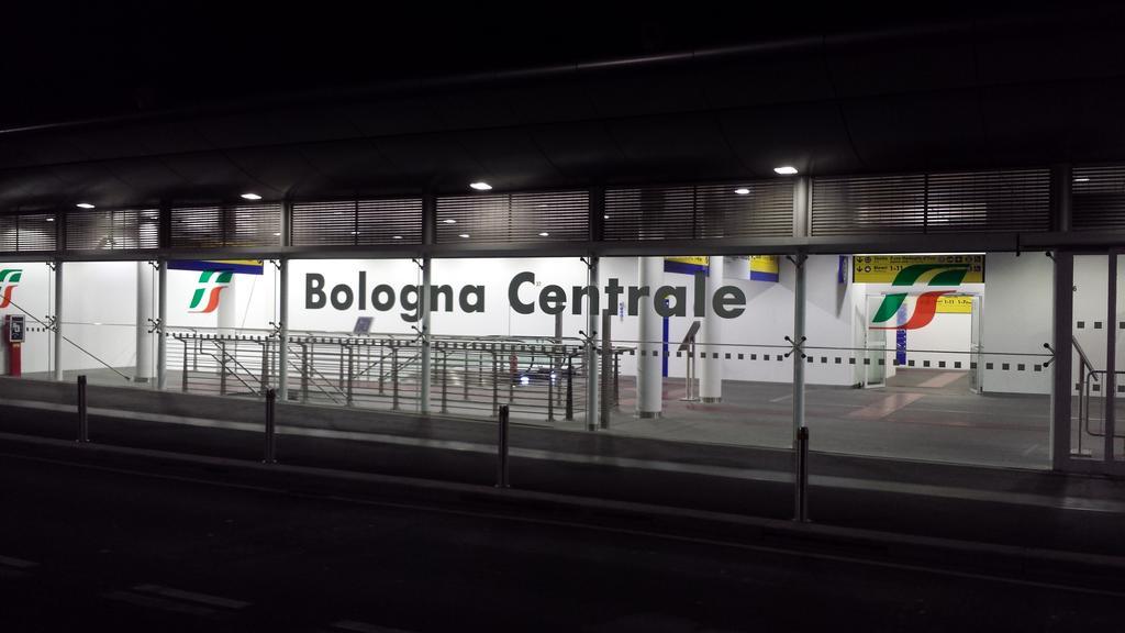 L.T. Schneider B&B Bologna Eksteriør billede