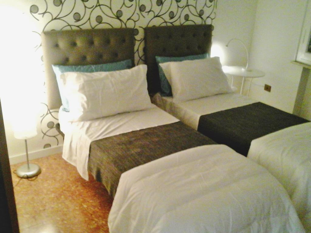 L.T. Schneider B&B Bologna Værelse billede