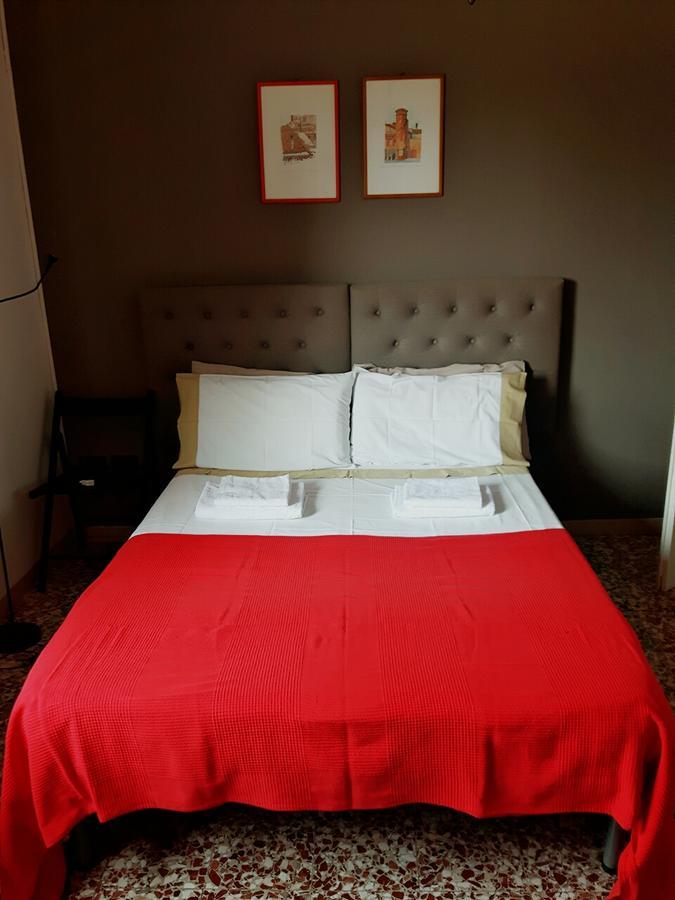 L.T. Schneider B&B Bologna Eksteriør billede